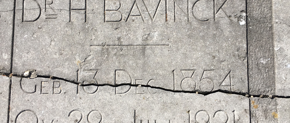 Draag bij aan de restauratie van het graf van Herman Bavinck